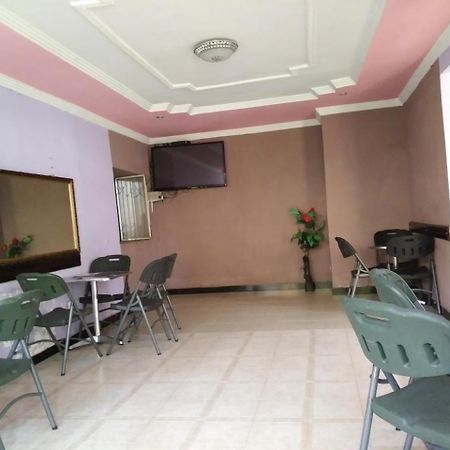 Caron Pension บาเฮอร์ดาร์ ภายนอก รูปภาพ